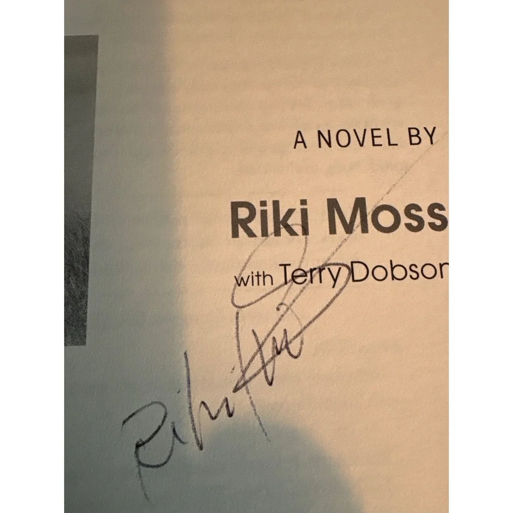 An Obese White Gentleman in No‎ Apparent Distress A Novel by Riki Moss Signed